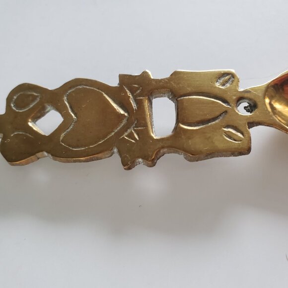 Adorable MCM Brass Baby Spoon Ornate Heart Collector's Item Gift Vintage Aged - Picture 4 of 6